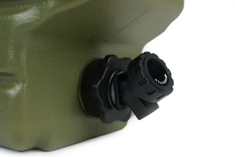 Faith Kanystr s ventilem 15L