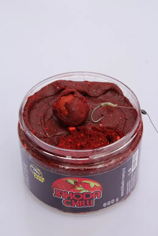 Black Carp Obalovací Pasta 600g